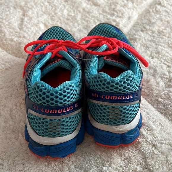 ASICS Tennis Shoes - Picture 2 of 3